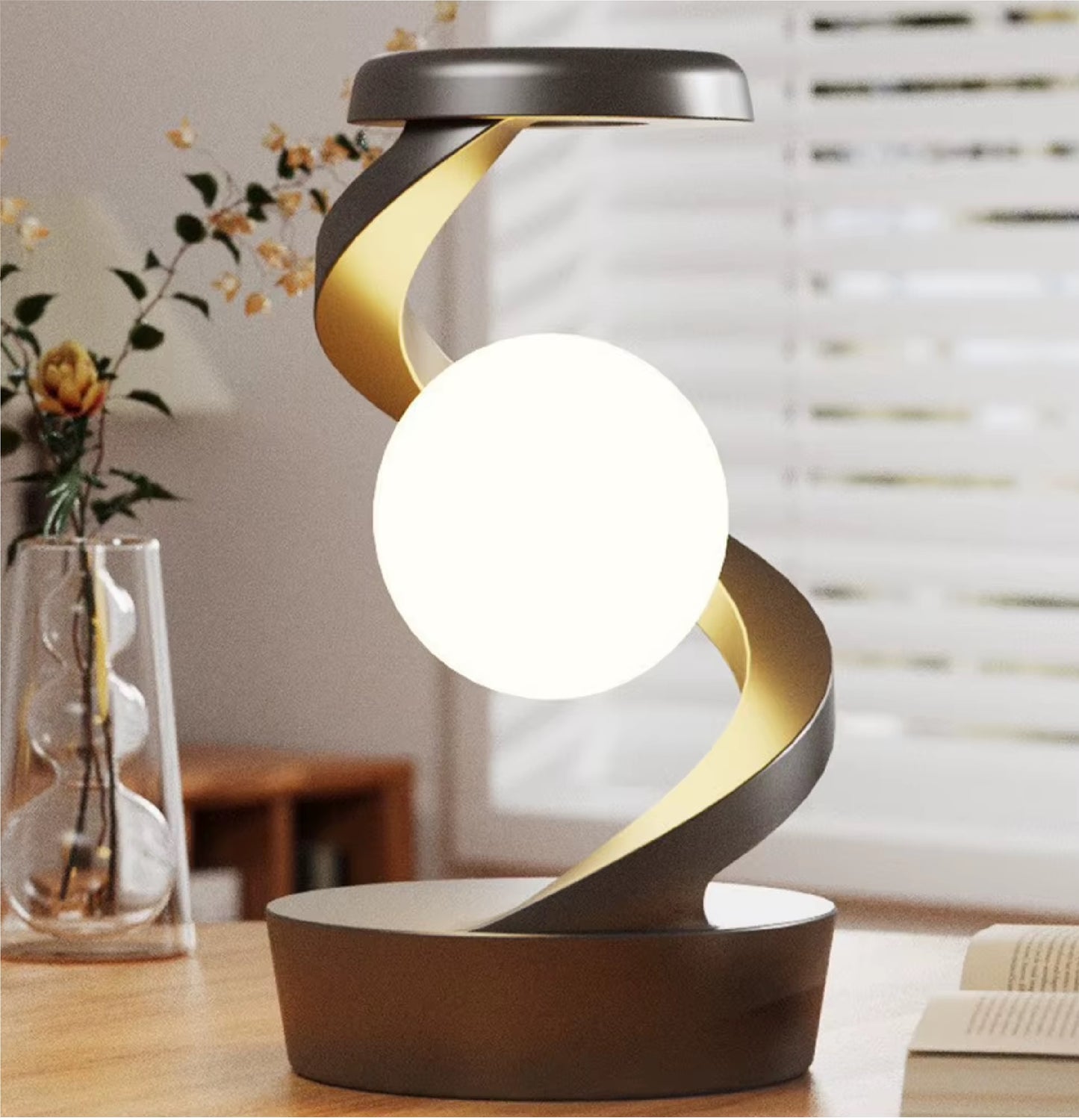 3D Levitating Ball Lamp with Wireless Phone Charger