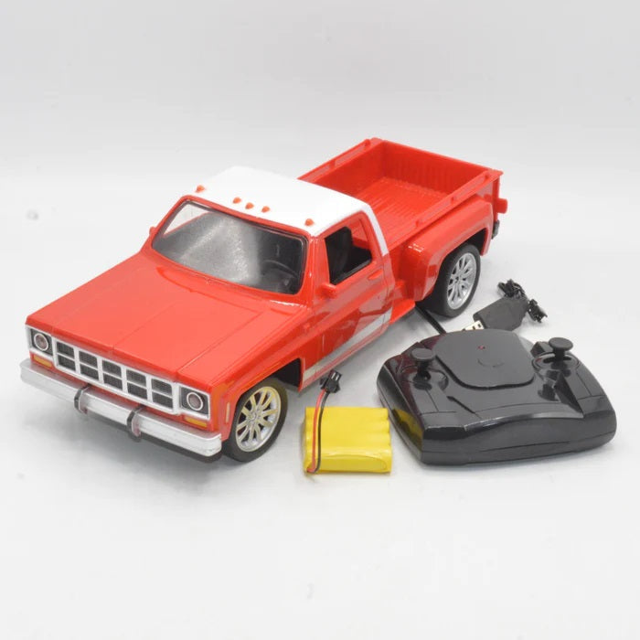 Rechargeable RC 4 x 4 Chevy Silverado Cab