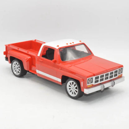 Rechargeable RC 4 x 4 Chevy Silverado Cab