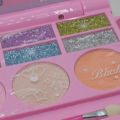 Kids Danielle Makeup Set